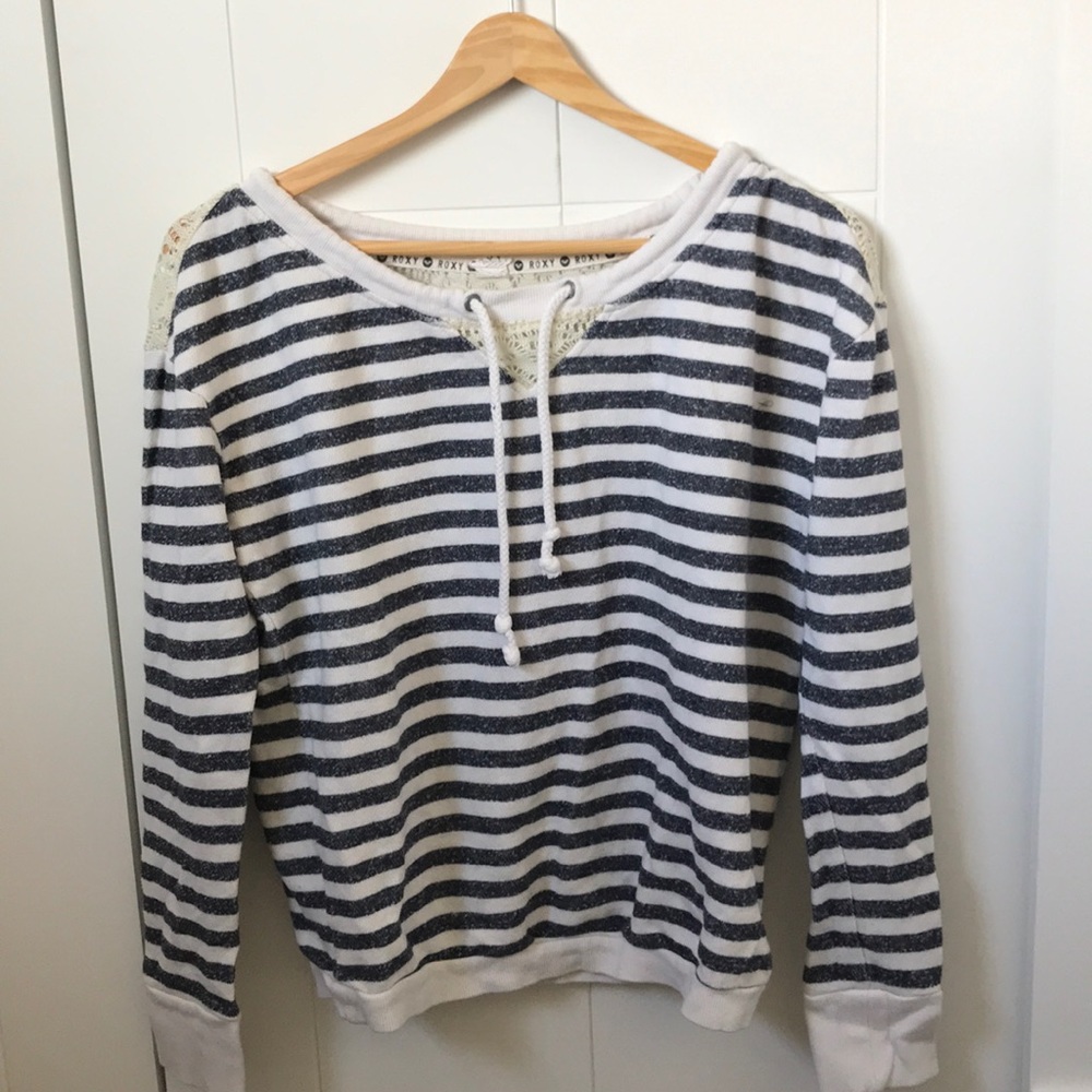 Roxy long sleeved sweater